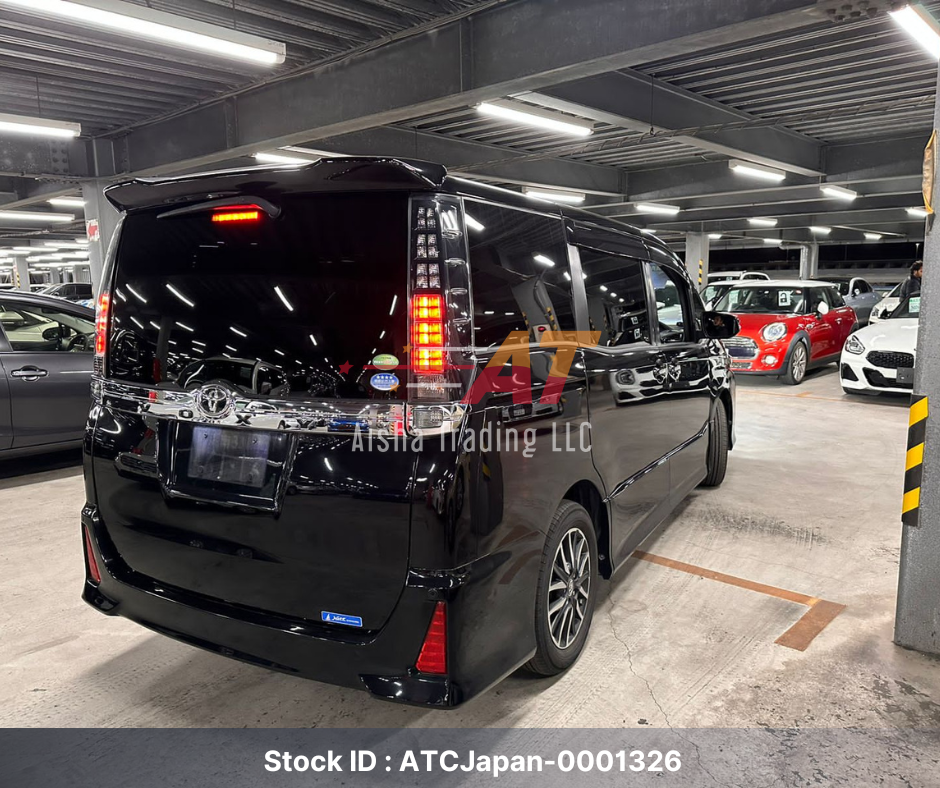 2014 Toyota Voxy